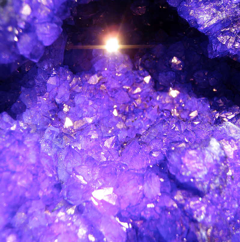 Amethyst in Cobalt 10 x 9 x 9 cm - 59 € mtl./K 450 €