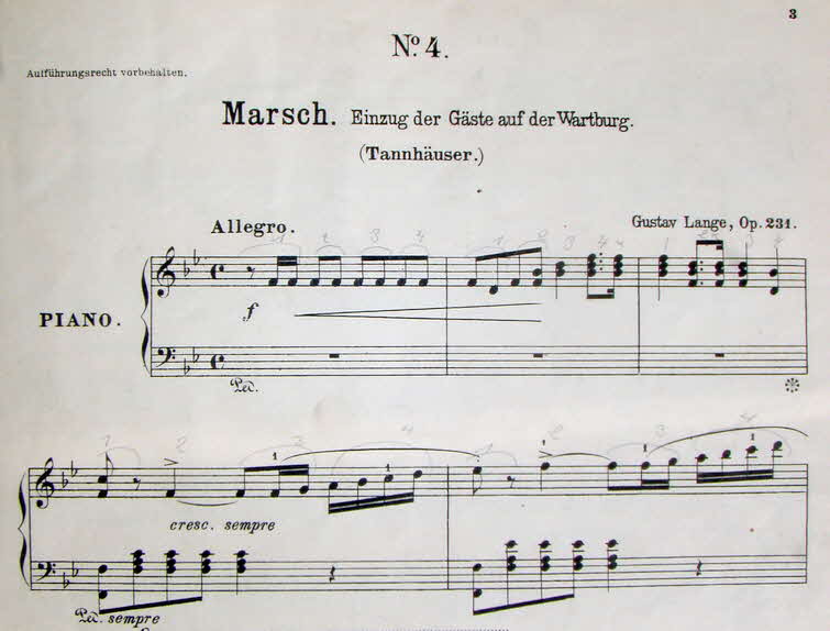 Gustav Fredrik Lange (* 22. Februar 1861 in Fredrikshald; � 11. Februar 1939 in Oslo) war ein norwegischer Geiger, Komponist und Musikp�dagoge. Von 1878 bis 1883 studierte er in Stockholm Violine bei C. J. Lindberg und Komposition bei F. V. L. Morcman.  Er setzte seine Violinausbildung bei Hubert L�onard in Paris und bei �mile Sauret in Berlin fort.

